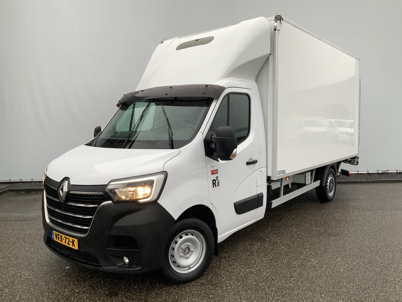 Renault Master - T35 2.3 dCi 165 L4H2 Meubelbak & Lift Airco 3 Zits (Schade Op de Bak) Bakmaat L420/B.210/H - AutoWereld.nl