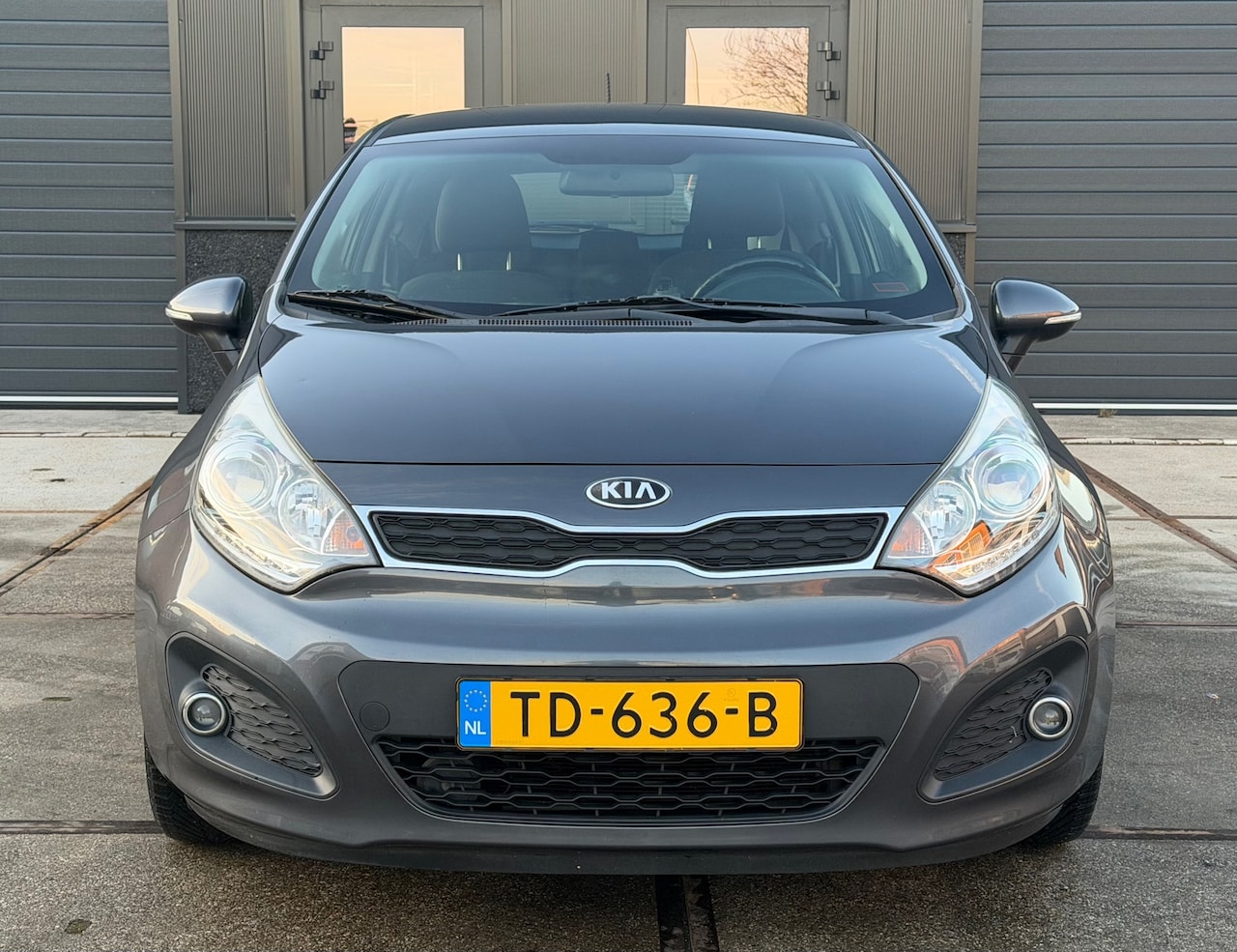 Kia Rio - 1.2 CVVT Super Pack Clima Cruise PDC Keyless 18” - AutoWereld.nl