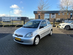 Toyota Yaris - 1.3-16V VVT-i Sol | 3D | Lees tekst