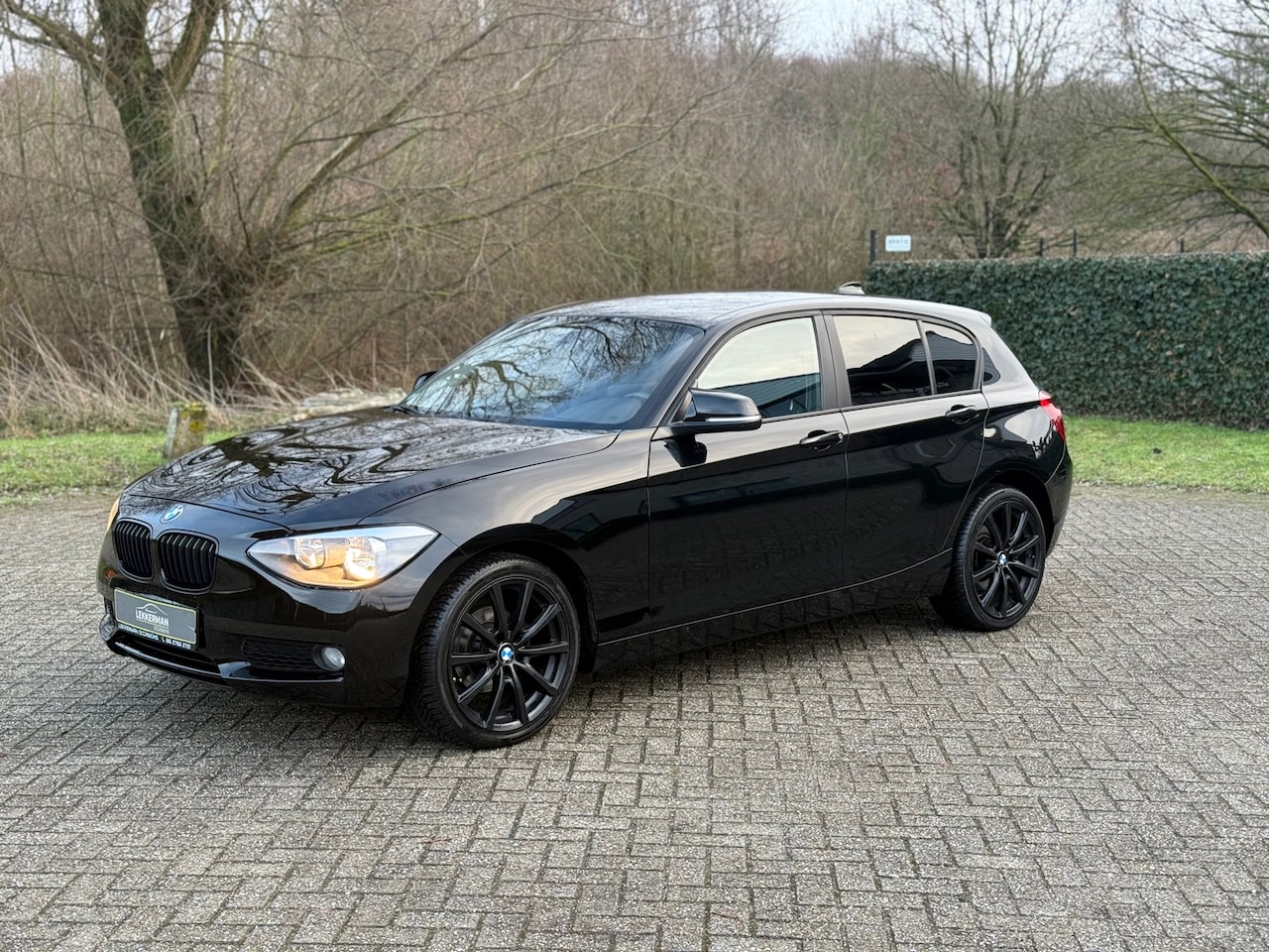 BMW 1-serie - 116i High Executive CLIMA I PDC I BLUETOOTH I VOLL ONDH - AutoWereld.nl