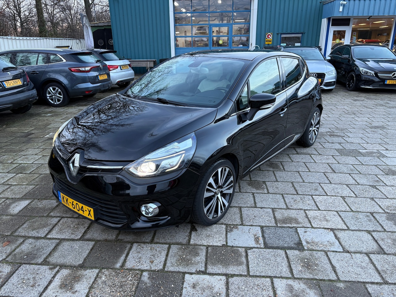 Renault Clio - 1.5 dCi Initiale automaat - AutoWereld.nl