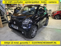 Smart Fortwo cabrio - EQ prime 22 kWh snellader - winterpakket - leder - camera - stoel- en stuurwielverwarming