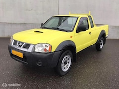 Nissan Navara - Kingcab 2.5 DTi PICK-UP AIRCO 4 WD