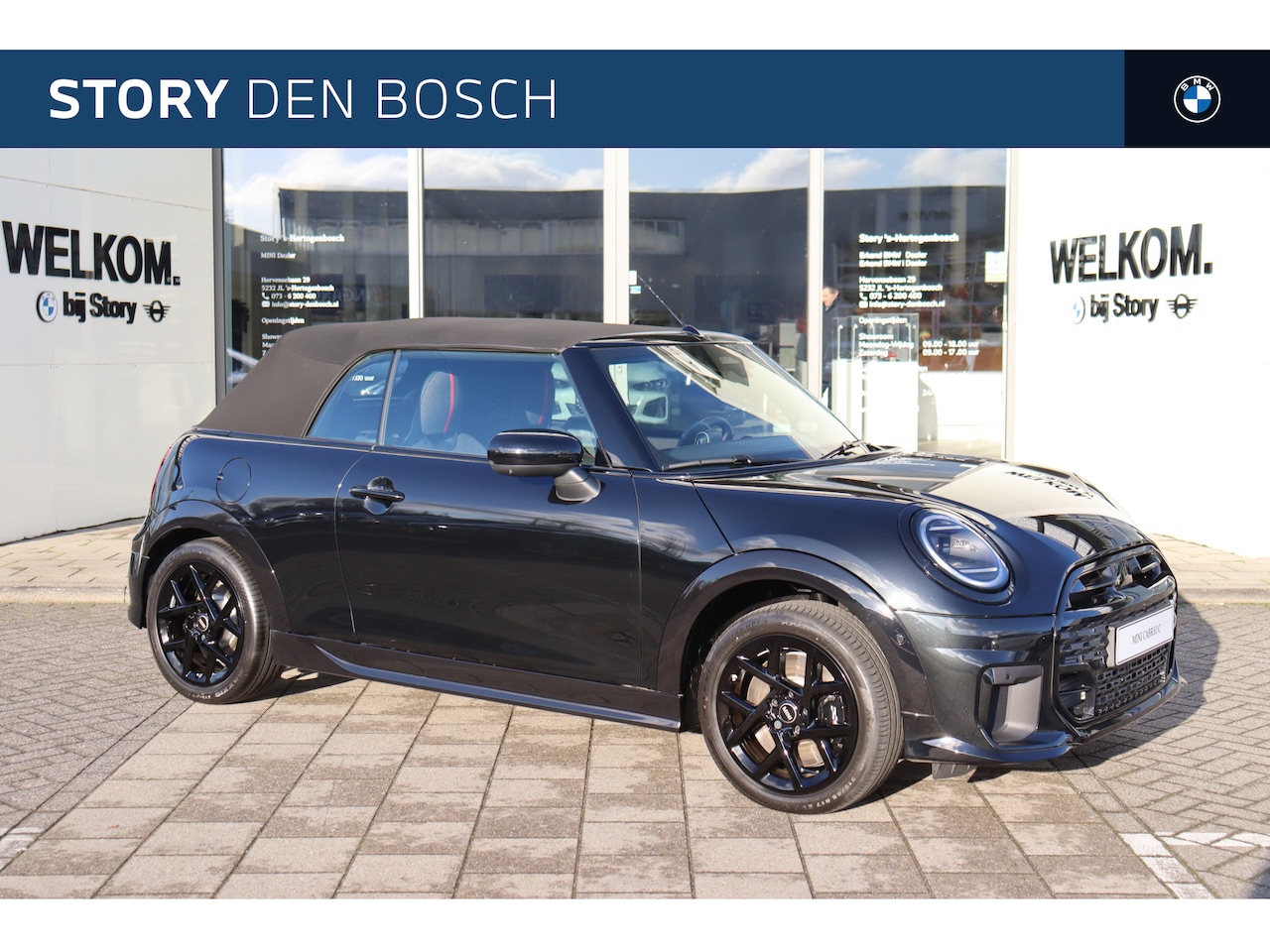 MINI Cabrio - Cooper C Automaat / John Cooper Works / XL / 17" John Cooper Works Sprint Spoke black - AutoWereld.nl