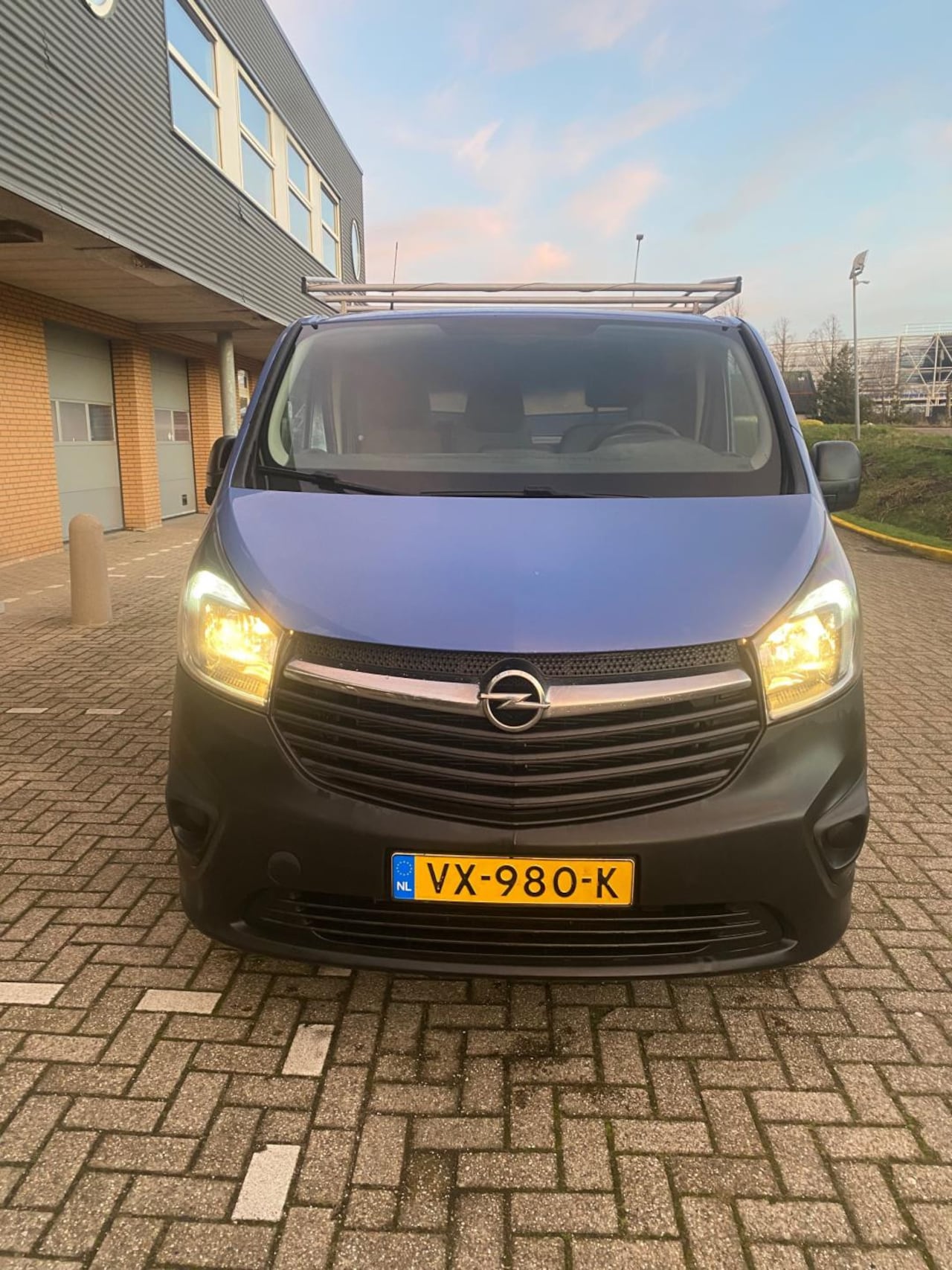 Opel Vivaro - 1.6 CDTI L1H1 Edition 1.6 CDTI L1H1 Edition - AutoWereld.nl