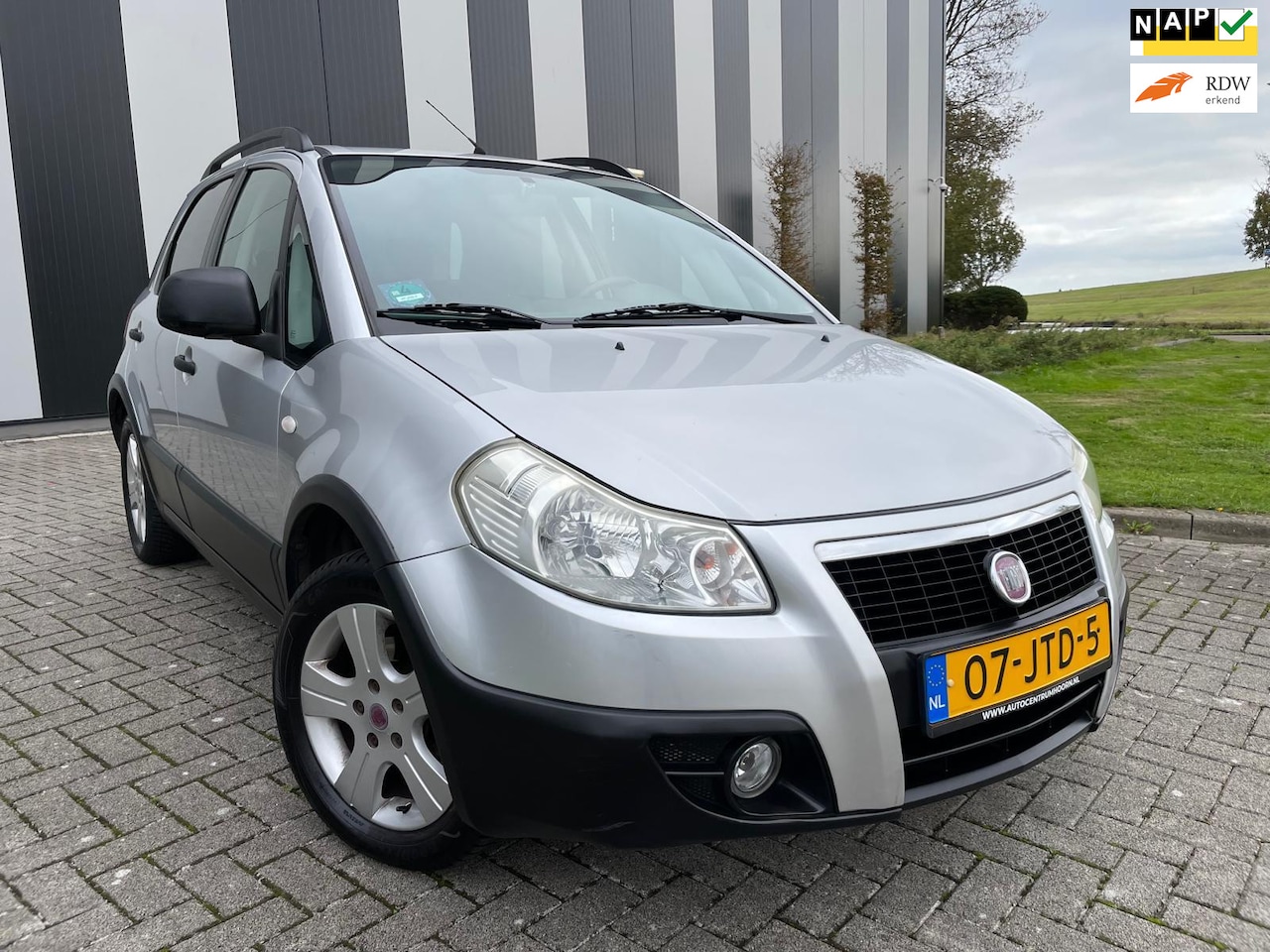 Fiat Sedici - 1.6-16V Dynamic Nw APK&Beurt-Hoge Instap-Airco-ElekPakket-2 Sleutels - AutoWereld.nl