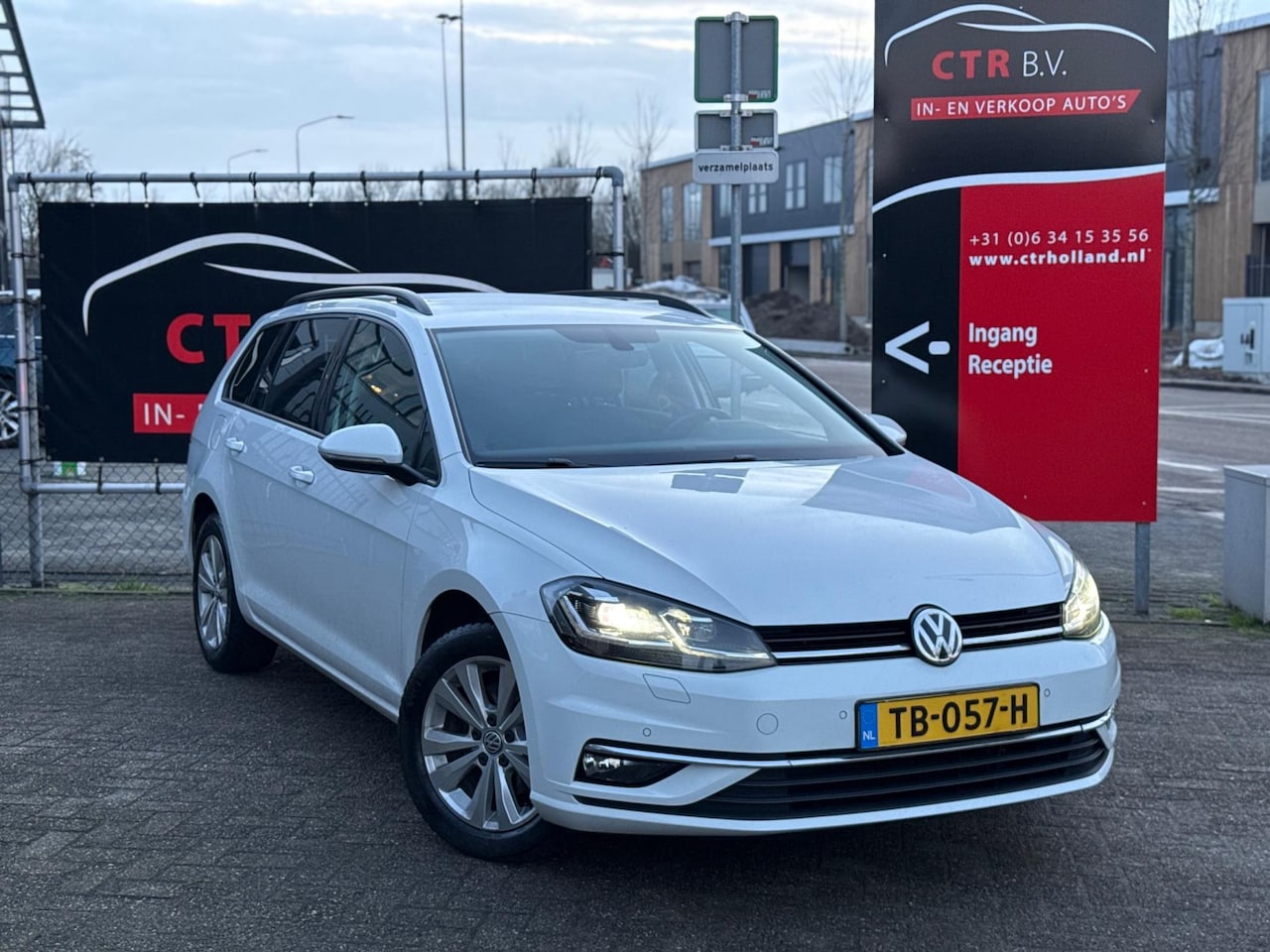 Volkswagen Golf Variant - 1.6 TDI Comfortl. 116PK (bj 2017) DSG|CAMERA|135000 KM|TOPSTAAT - AutoWereld.nl