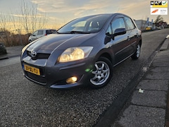 Toyota Auris - 1.6-16V Sol Business
