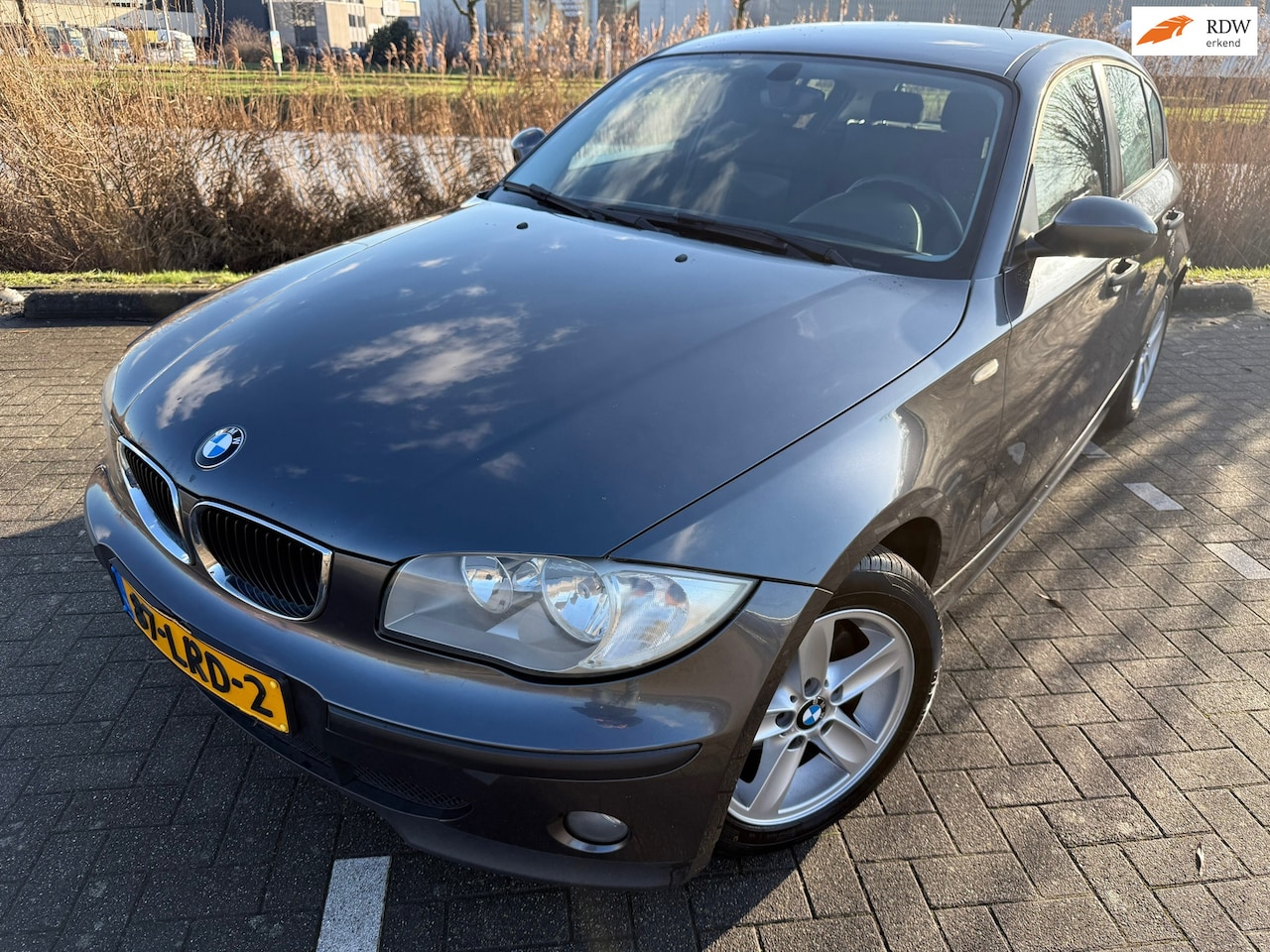 BMW 1-serie - 116i*AIRCO*APK*NAP*ELKT-RAAM*C-D AFSTAND - AutoWereld.nl