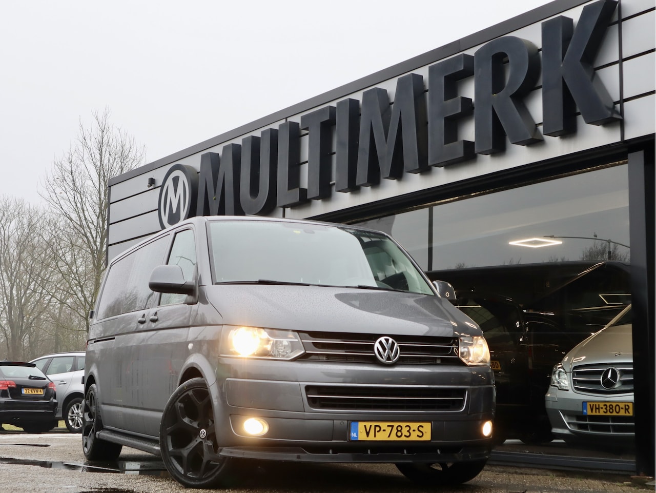 Volkswagen Transporter - 2.0 TDI 140PK DSG LANG LUXE CABINE - AutoWereld.nl