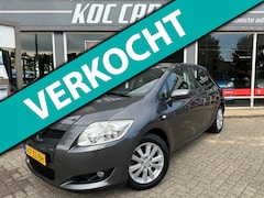 Toyota Auris - 1.6-16V Luna
