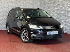 Volkswagen Touran - 1.5 TSI 150PK 7P CARPLAY NAVI CAMERA LED ELEK.KLEP VIR.COCKPIT DODE.HOEK DET. STOELVERW KE