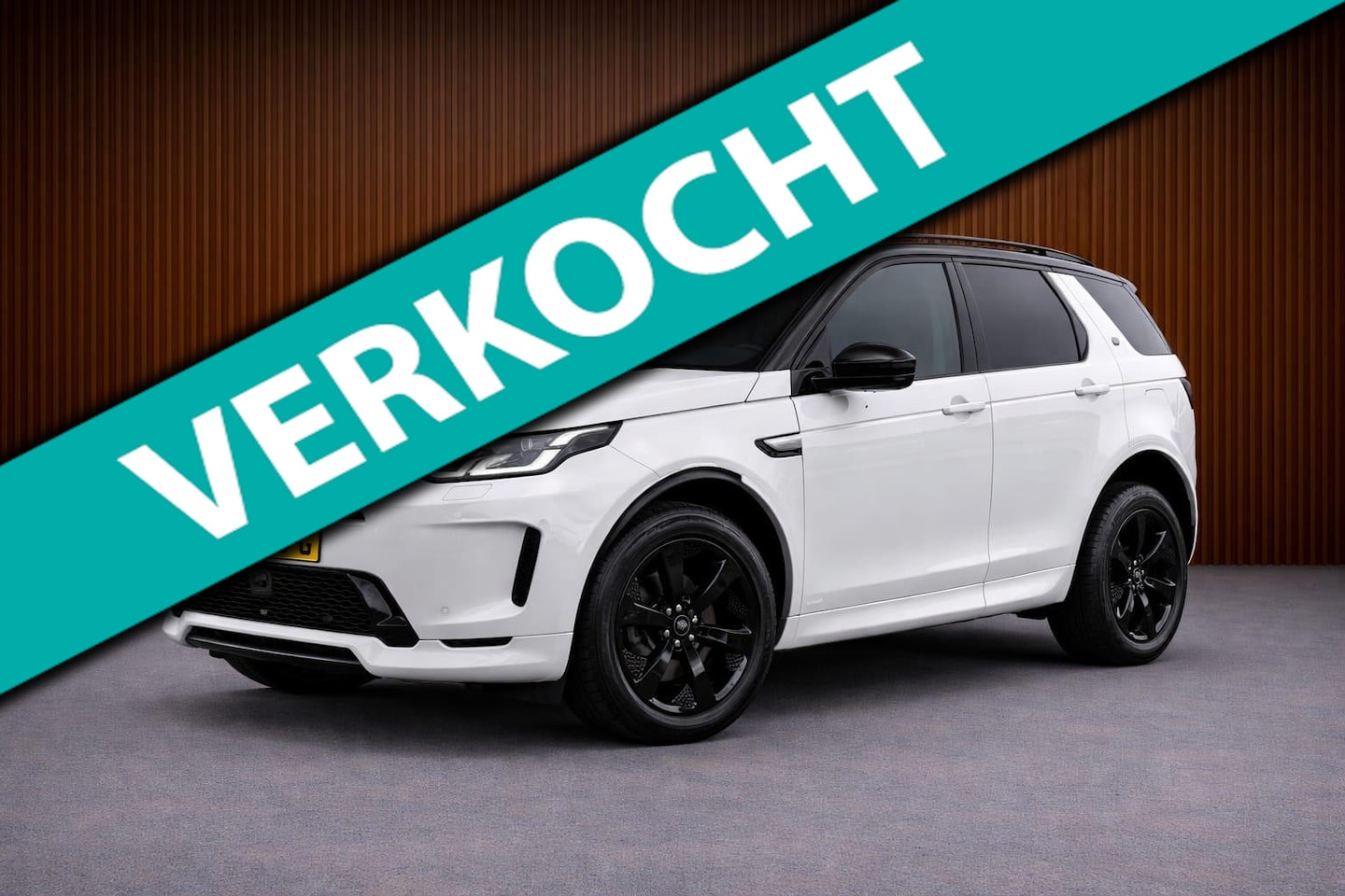 Land Rover Discovery Sport - P300e 1.5 R-Dynamic SE - AutoWereld.nl