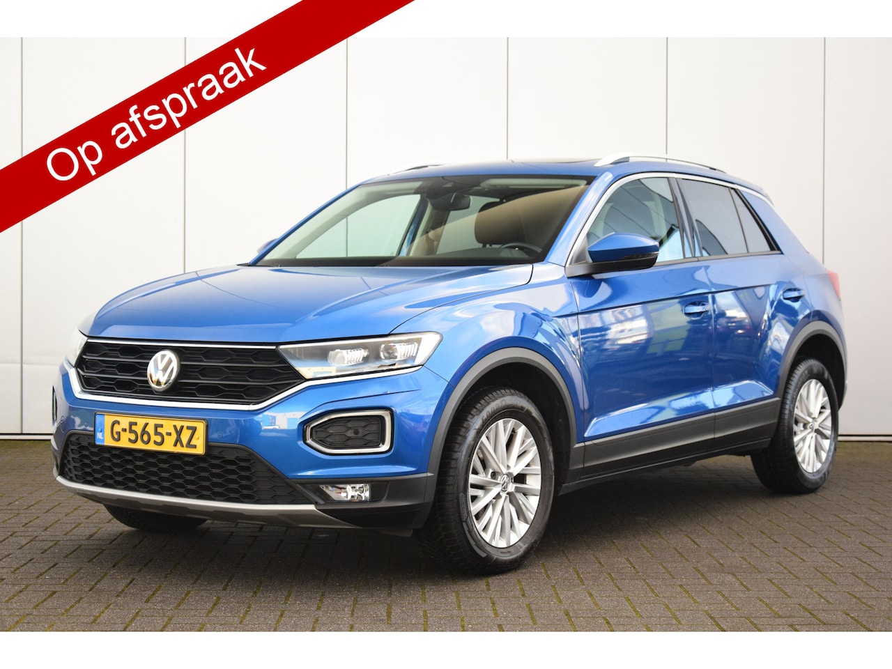 Volkswagen T-Roc - 1.0 TSI Style Business Pano/Dak Led Priv/Glass Navi Airco Acc - AutoWereld.nl
