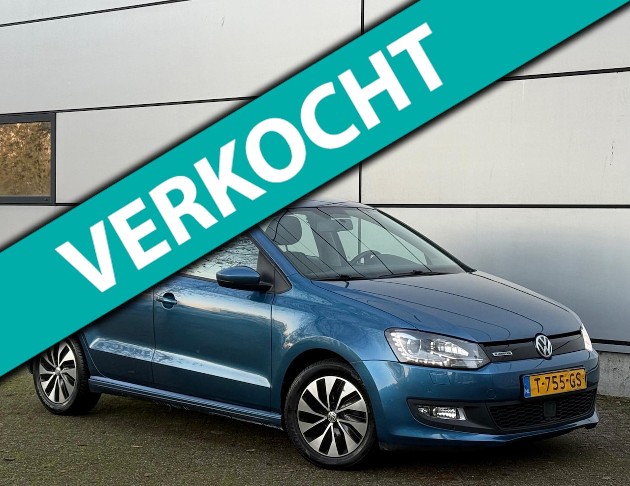 Volkswagen Polo - 1.0 BlueMotion Edition 1e Eignr |Automaat |Camera |Stoelverw |Front Assist |Xenon |Led |Na - AutoWereld.nl