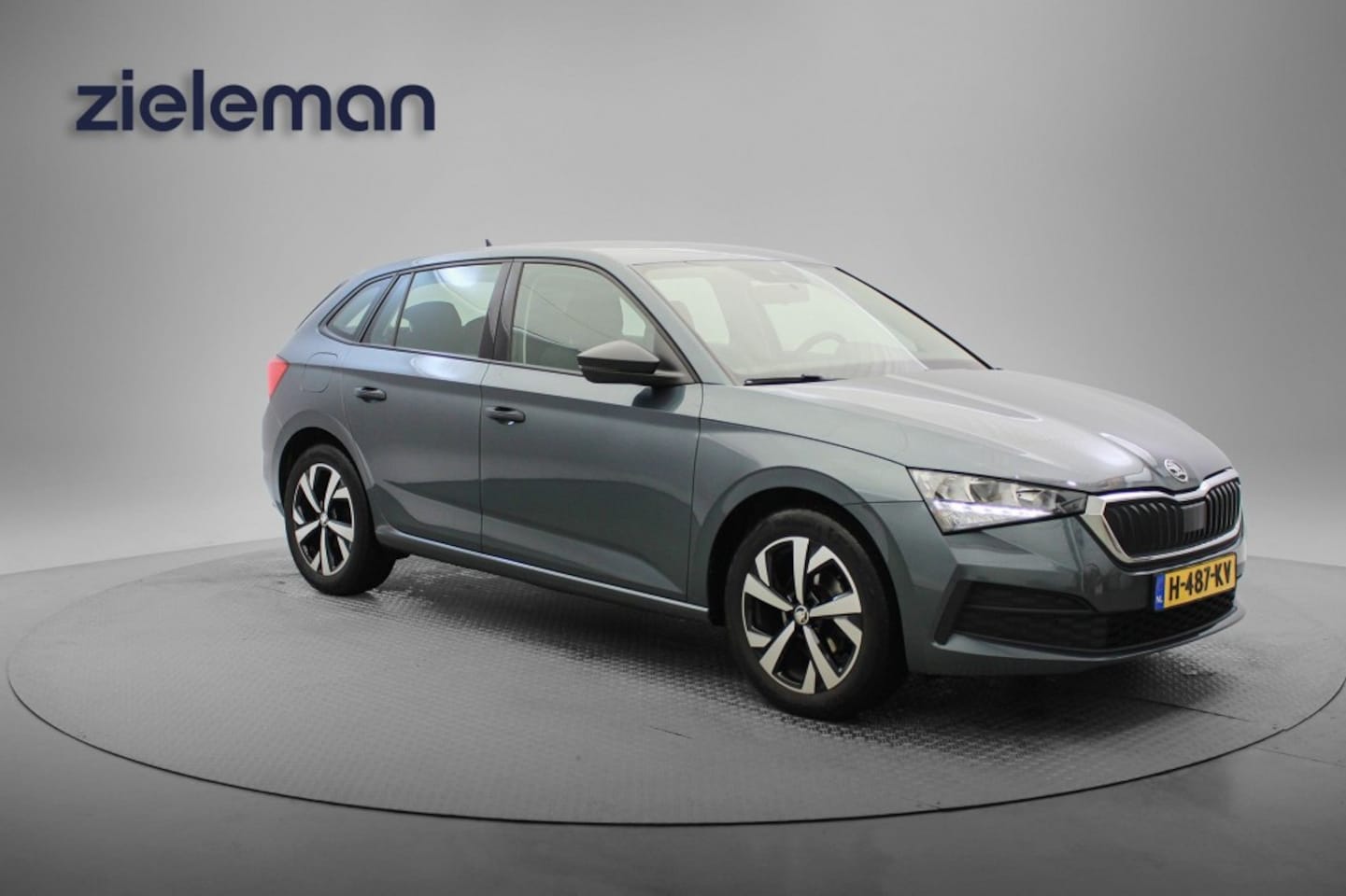 Skoda Scala - 1.0 TSI Active - Carplay, Navi, Cruise - AutoWereld.nl