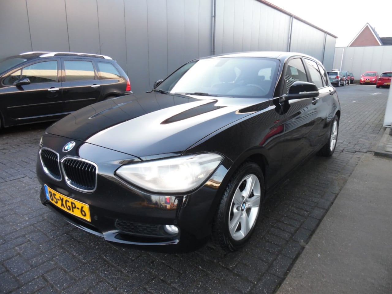 BMW 1-serie - 118i Business 118I BUSINESS+ - AutoWereld.nl