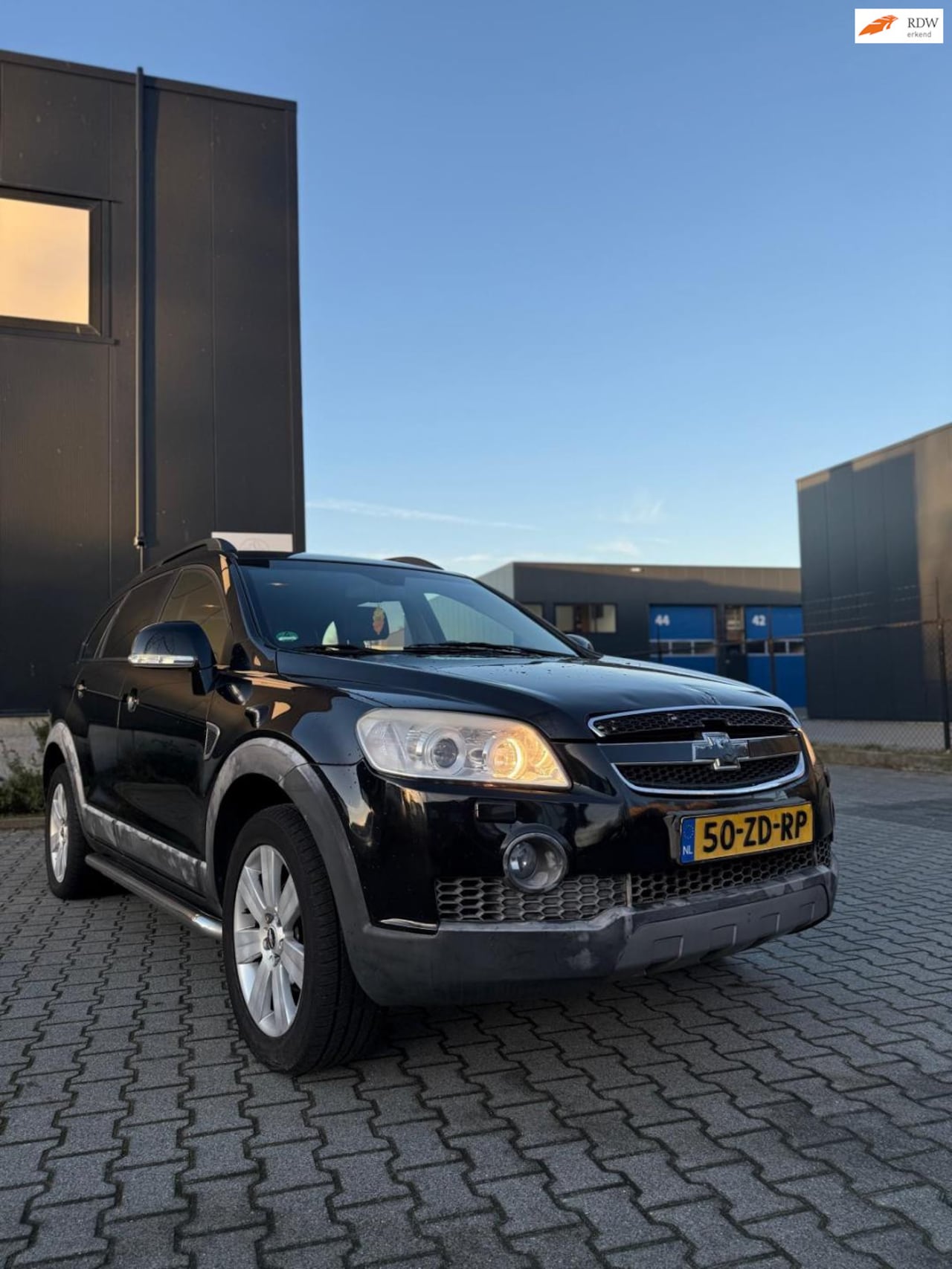 Chevrolet Captiva - 2.0 VCDI Executive 2.0 VCDI Executive - AutoWereld.nl
