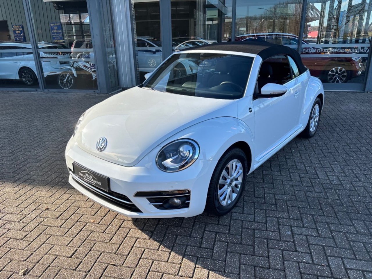 Volkswagen Beetle - 1.2 TSI 105PK BMT SOUND NAVI LMV PDC CRUISE STOELVW - AutoWereld.nl
