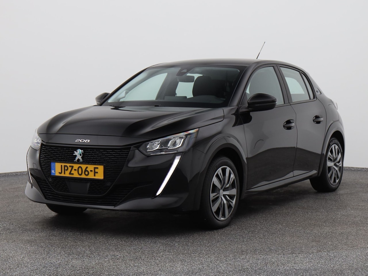 Peugeot e-208 - EV Active 50 kWh | NAVI | CARPLAY - AutoWereld.nl