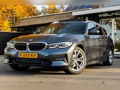 BMW 3-serie Touring - 318i High Executive Edition I NAP I Panoramadak I 1e Eigenaar I Zeer netjes