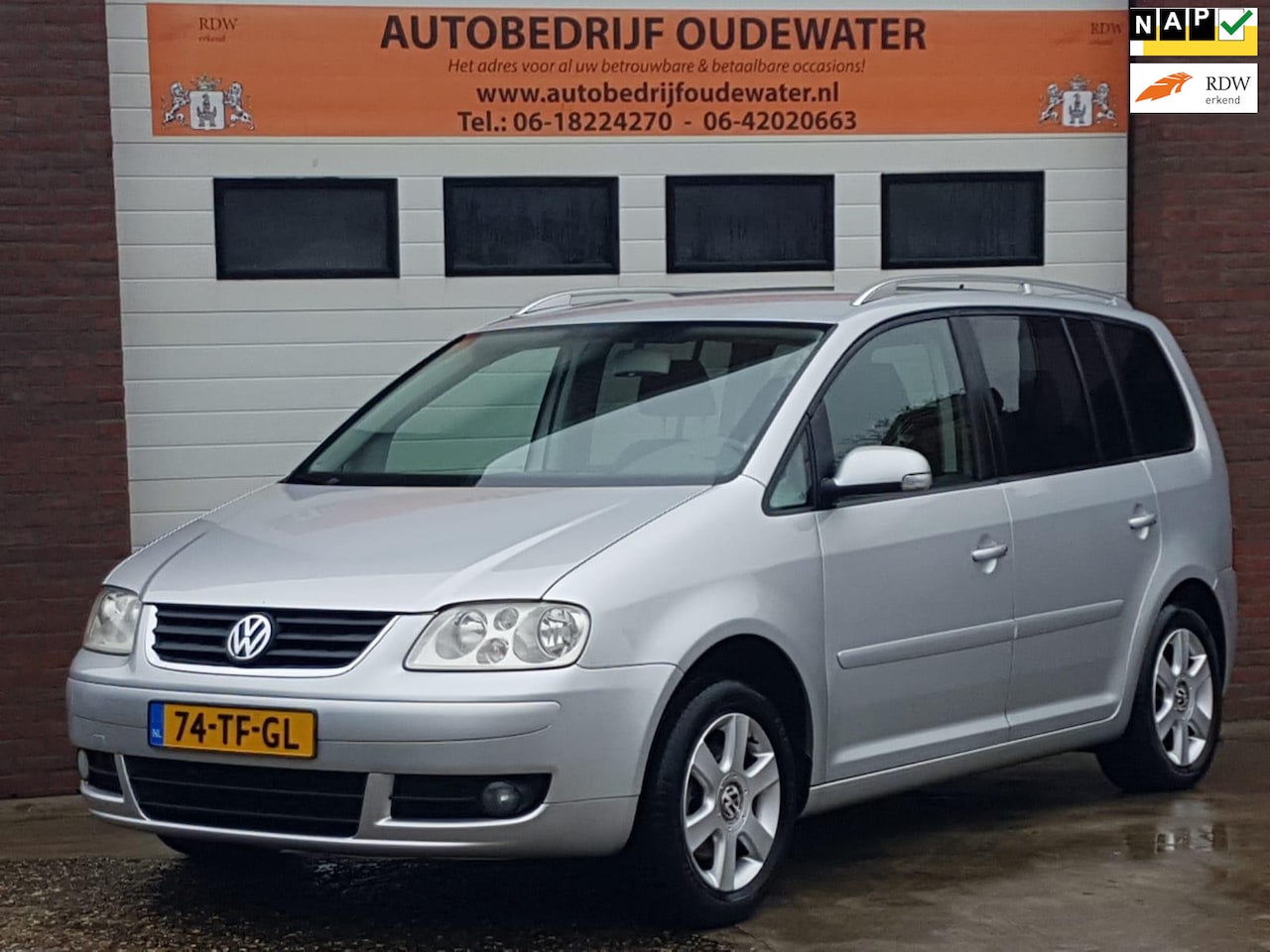 Volkswagen Touran - 1.6-16V FSI Business 7 persoons - AutoWereld.nl