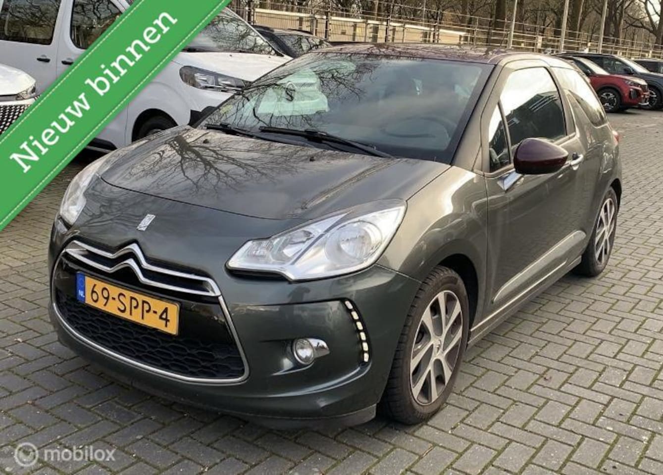 Citroën DS3 - 1.6 e-HDi So Chic ECC/NAVI/PDC/CRUISE/ELEK PAKKT/ - AutoWereld.nl