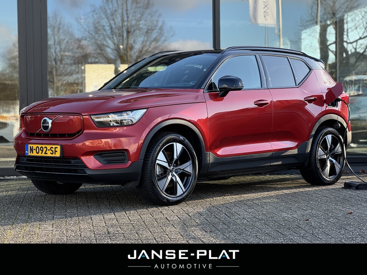 Volvo XC40 - Recharge Core Camera | Stoel- en stuurverw. | SoH 98%!! - AutoWereld.nl