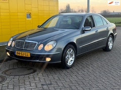 Mercedes-Benz E-klasse - 240 Elegance Bj 2006 ECC Airco Navi Pdc v+a Nieuwstaat