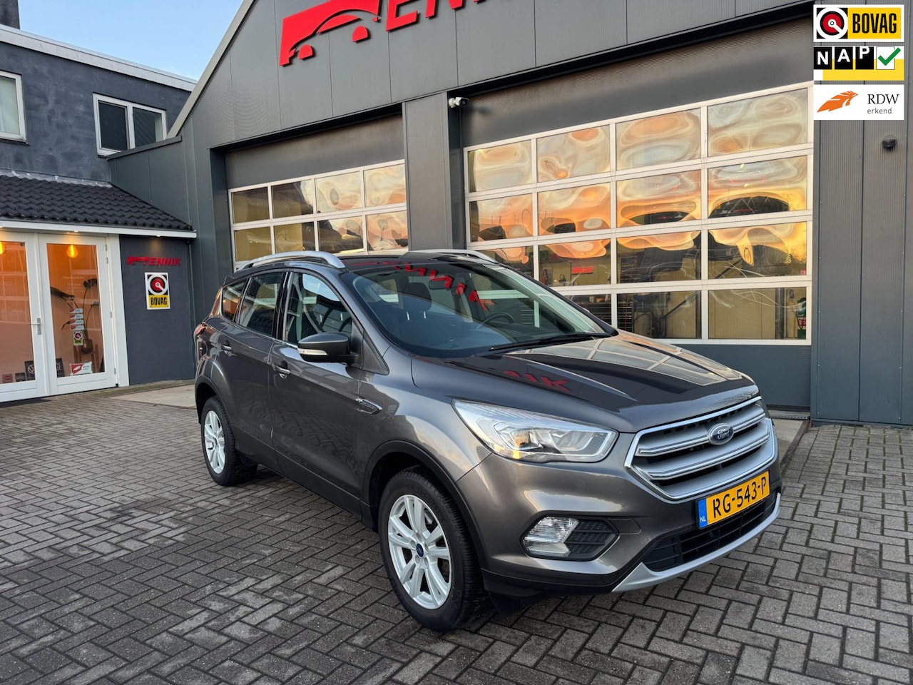 Ford Kuga - 1.5 EcoBoost Trend Ultimate / Camera / Cruise / NL Auto met NAP - AutoWereld.nl