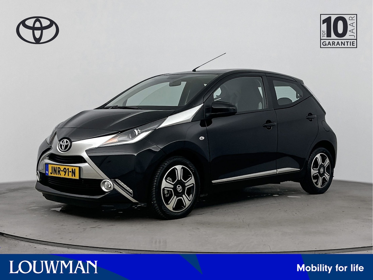 Toyota Aygo - 1.0 VVT-i x-clusiv | Automaat | Climate Control | Parkeercamera | - AutoWereld.nl