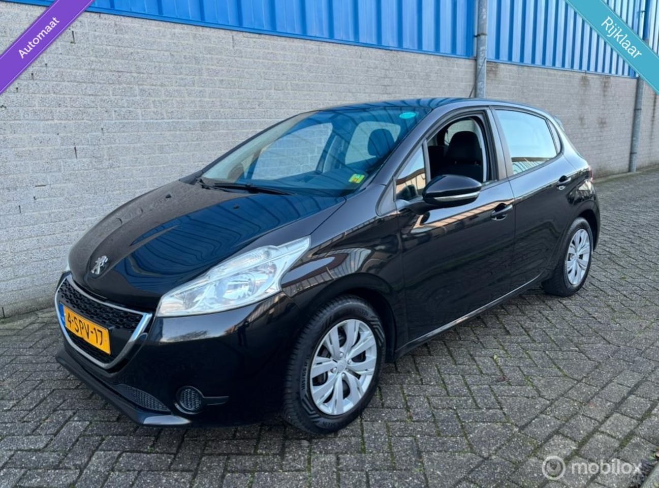 Peugeot 208 - 1.2 VTi AUTOMAAT|NW APK|Cruise|Airco|Navi| - AutoWereld.nl