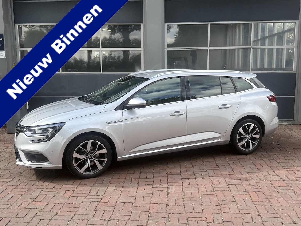Renault Mégane Estate - 1.2 TCe Bose 05-2018 138.000 KM - AutoWereld.nl