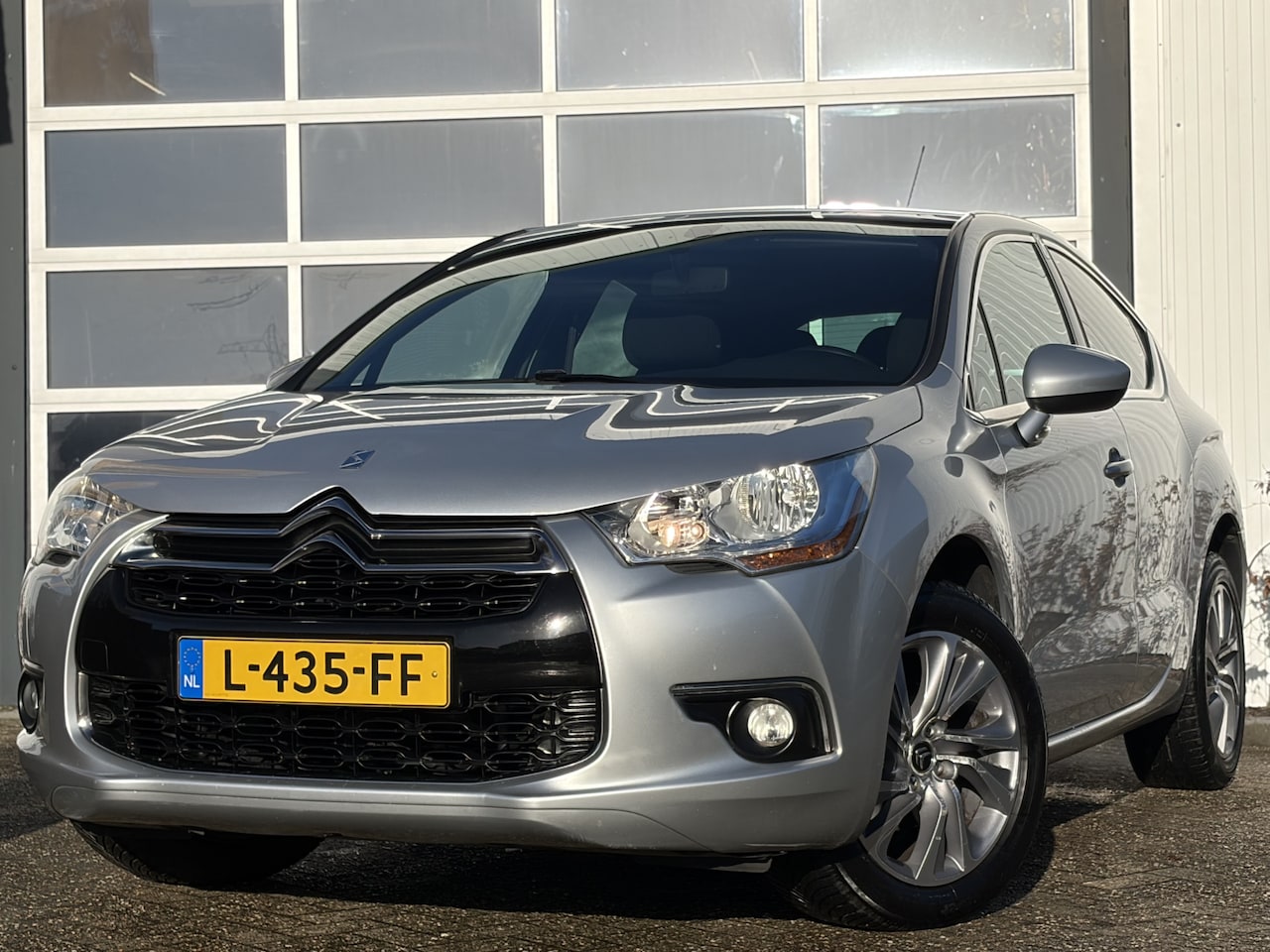 Citroën DS4 - 1.6 VTi Business 120pk | Airco automatisch | Bluetooth | Cruise control | Dodehoek detecto - AutoWereld.nl