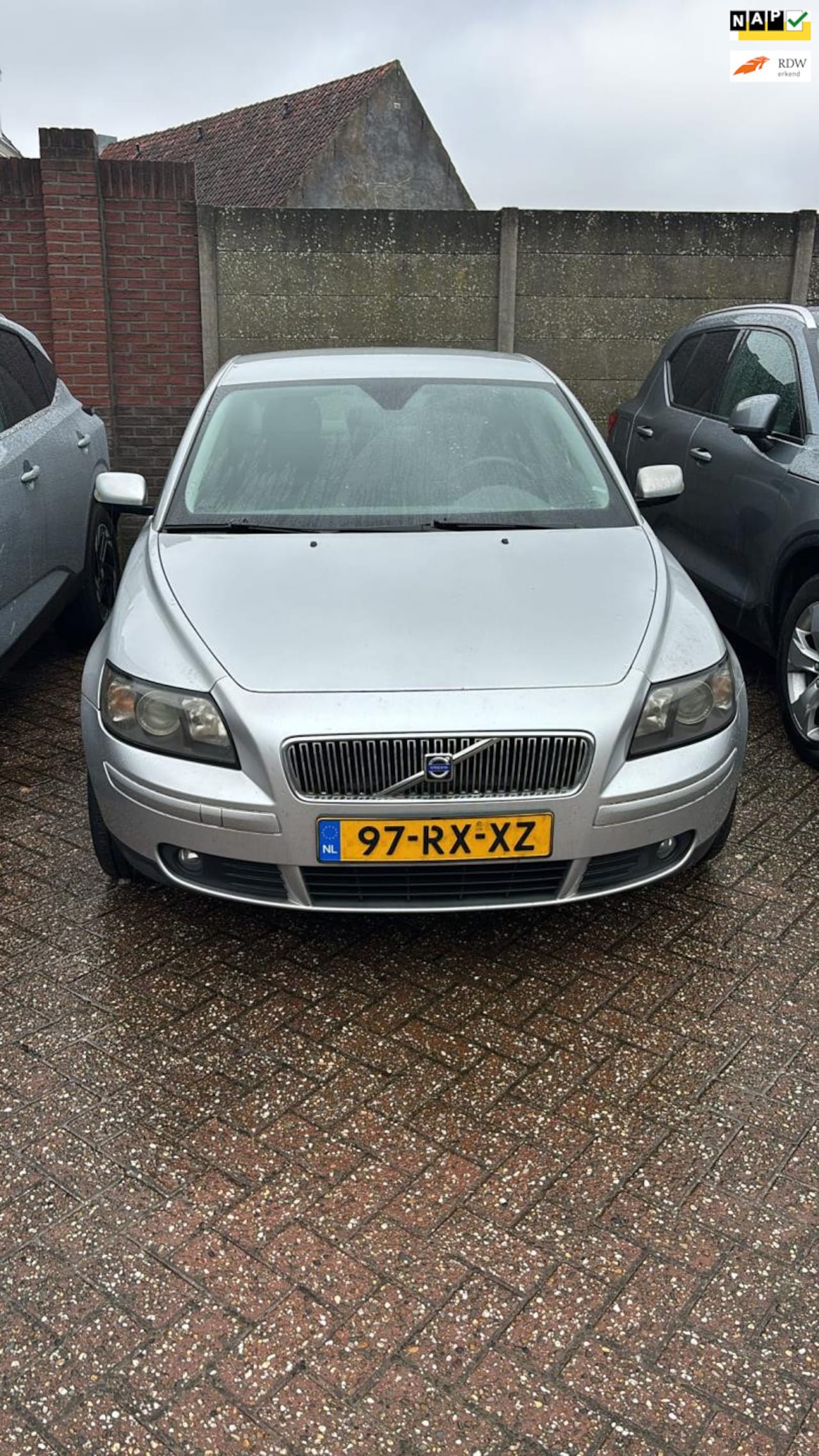 Volvo S40 - 1.8 Momentum 1.8 Momentum - AutoWereld.nl