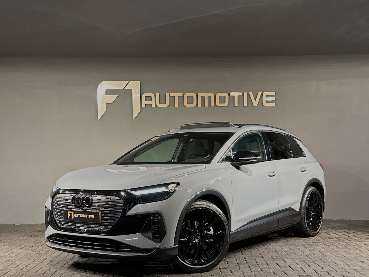 Audi Q4 e-tron - 45 quattro S Edition 82 kWh Pano|SONOS|Trekhaak - AutoWereld.nl