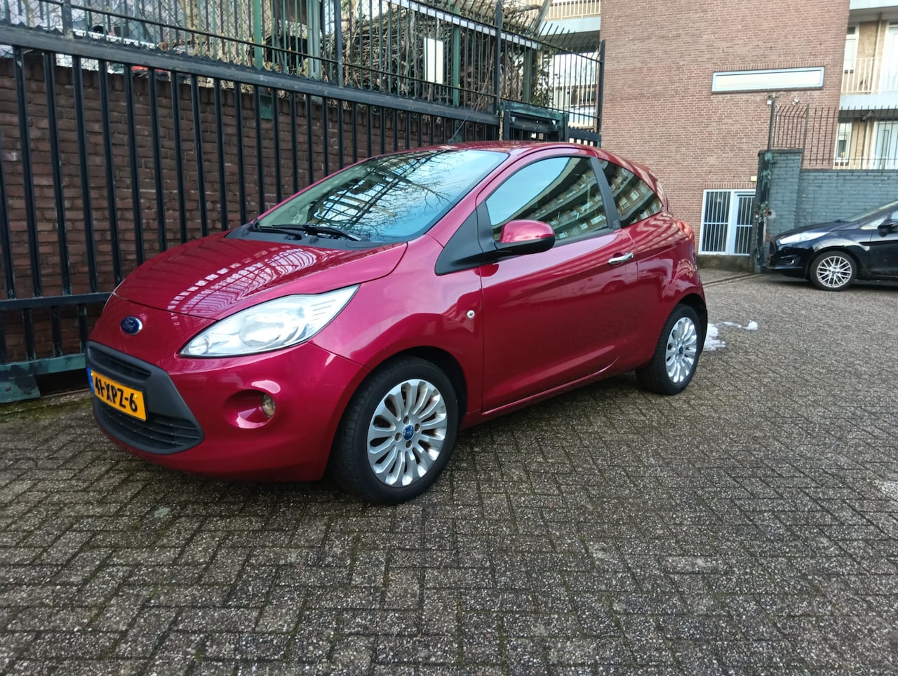 Ford Ka - 1.2 Titanium X start/stop Met APK en een N.A.P. - AutoWereld.nl