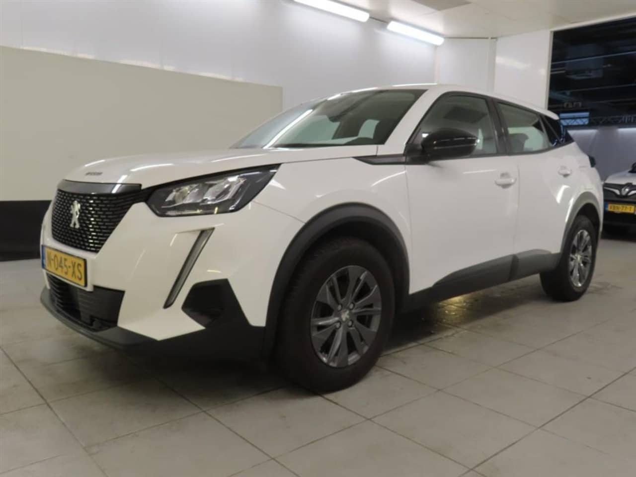 Peugeot 2008 - 1.2 PureTech Active Pack Dealer onderhouden - AutoWereld.nl