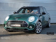 MINI Clubman - 2.0 Cooper S | Britisch Racing Green | Chester Brown | HUD | Camera | Trekhaak | Pano | Ha