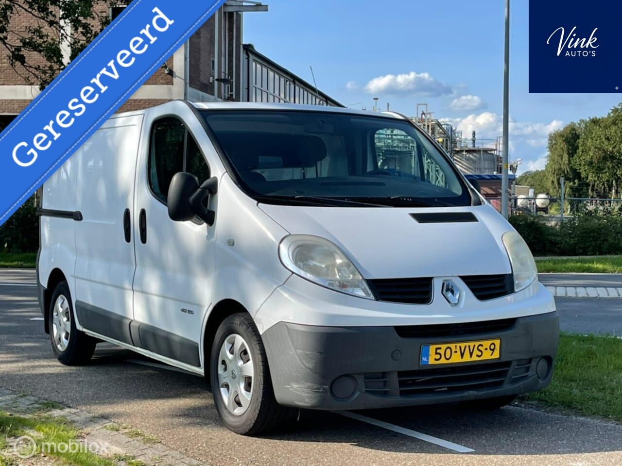 Renault Trafic - 2.5 dCi T29 L1H1 | 145 pk | A/C | 3 Persoons | 2000 KG Trekgewicht - AutoWereld.nl