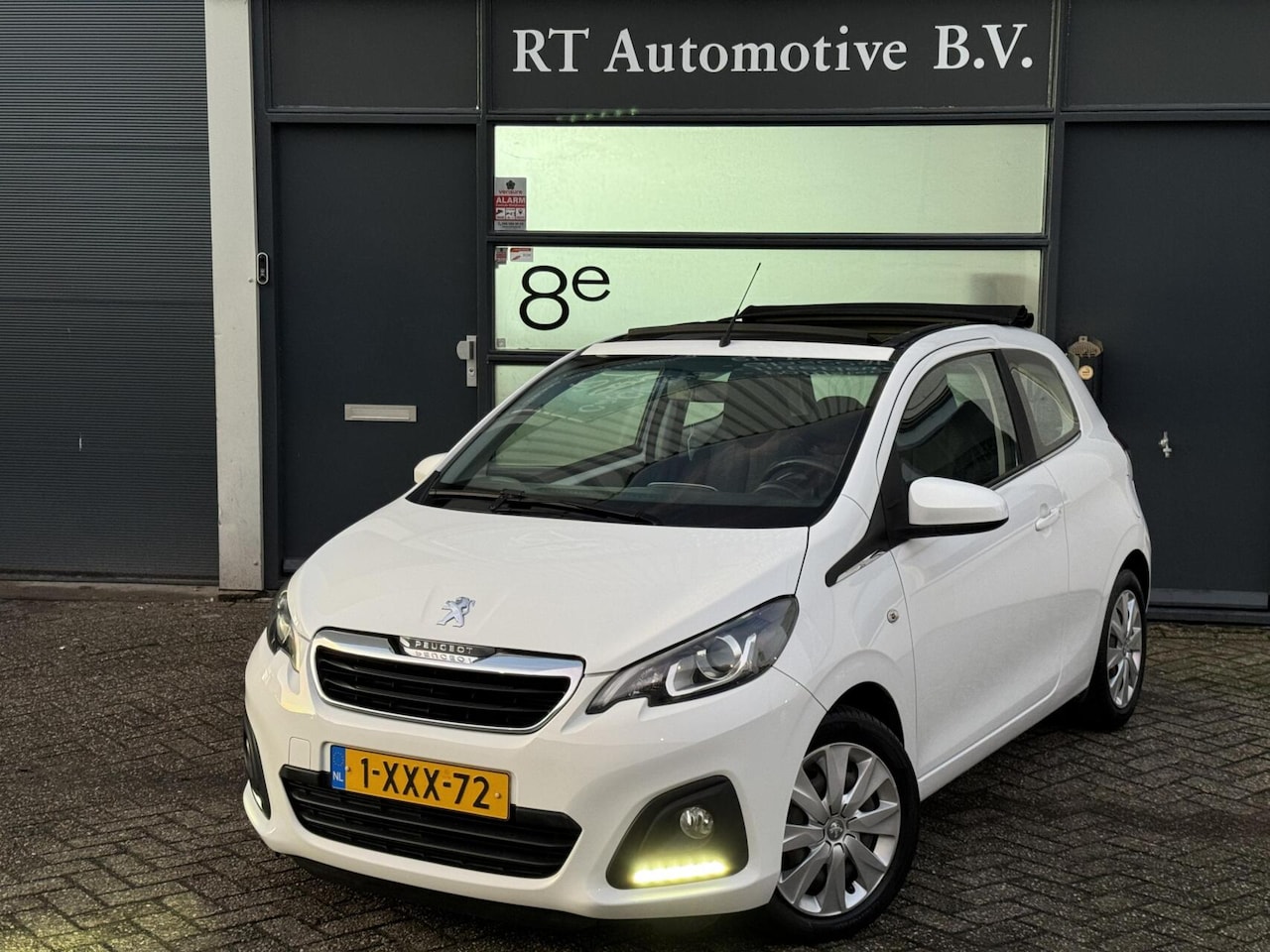 Peugeot 108 - 1.0 VTi Active Cabrio / Airco - AutoWereld.nl
