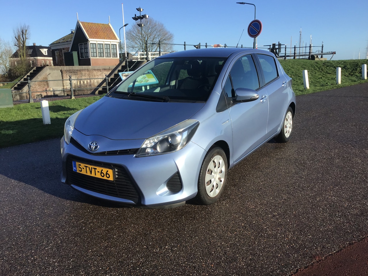 Toyota Yaris - 1.5 Full Hybrid Aspiration Bj2014/109000km/hybride - AutoWereld.nl