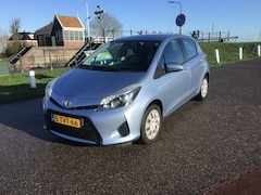 Toyota Yaris - 1.5 Full Hybrid Aspiration Bj2014/109000km/hybride