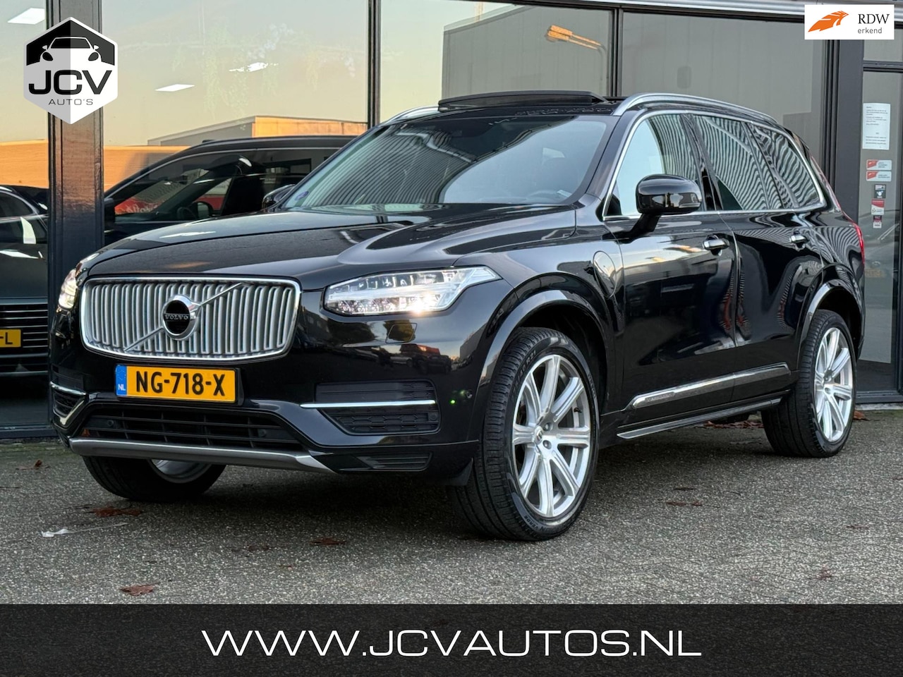 Volvo XC90 - 2.0 T8 Twin Engine AWD Inscription PANO/TREKH/HUD - AutoWereld.nl