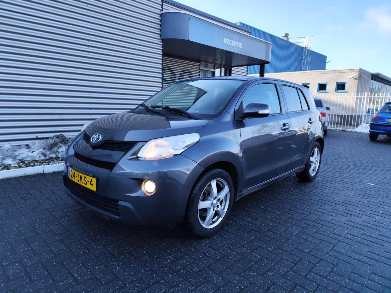 Toyota Urban Cruiser - 1.3 VVT-i Dynamic 1.3 VVT-i Dynamic - AutoWereld.nl