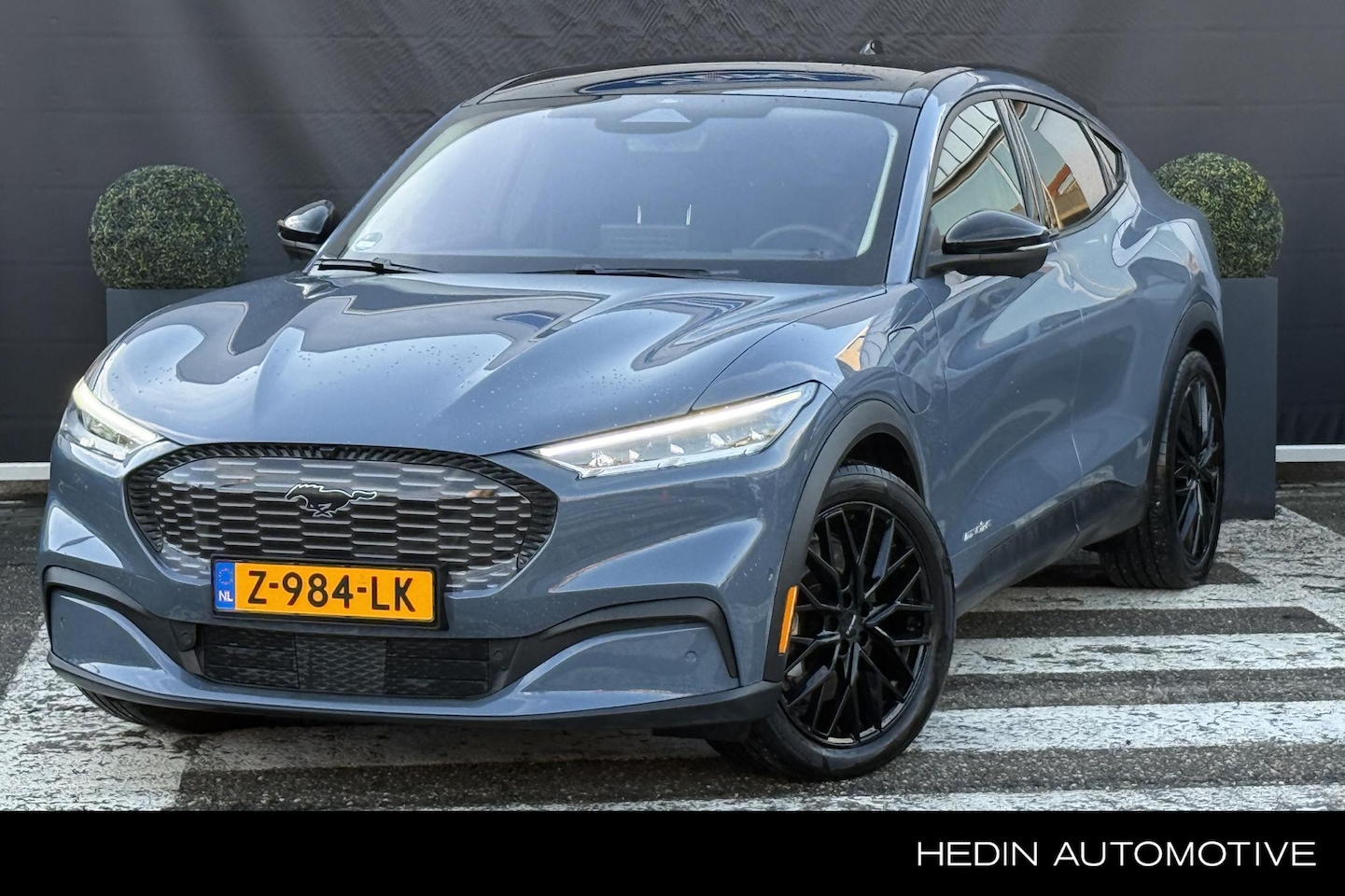 Ford Mustang Mach-E - RWD 75 kWh | Panoramadak | Technology Pack Plus - AutoWereld.nl