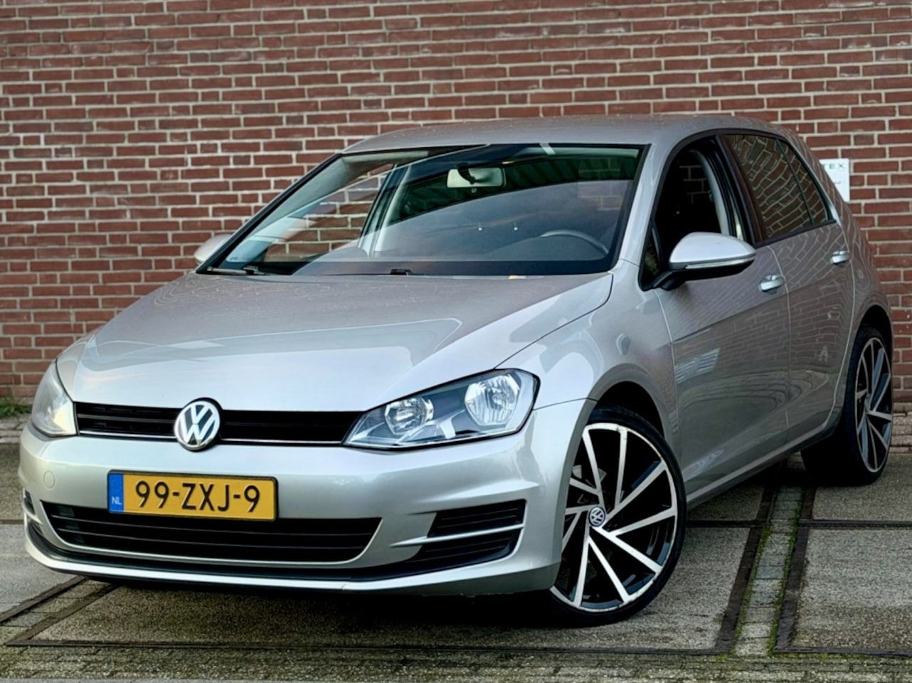 Volkswagen Golf - 1.2 TSI Trendline 1.2 TSI Trendline - AutoWereld.nl