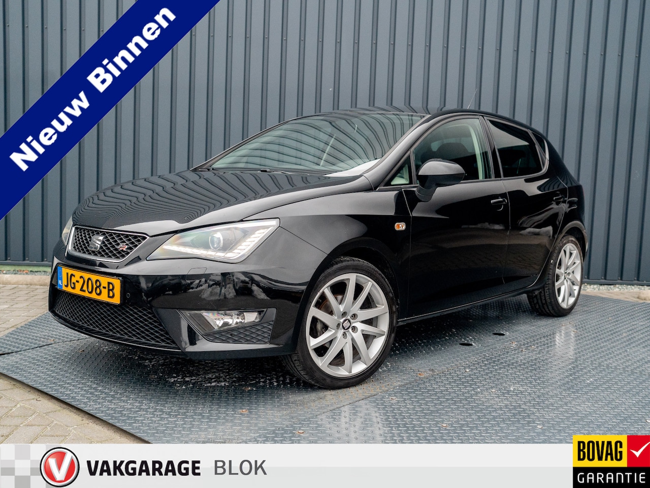 SEAT Ibiza - 1.0 EcoTSI FR Connect | Xenon | PDC V&A | Stoelverw. | Navi | 17'' | Prijs Rijklaar!! - AutoWereld.nl