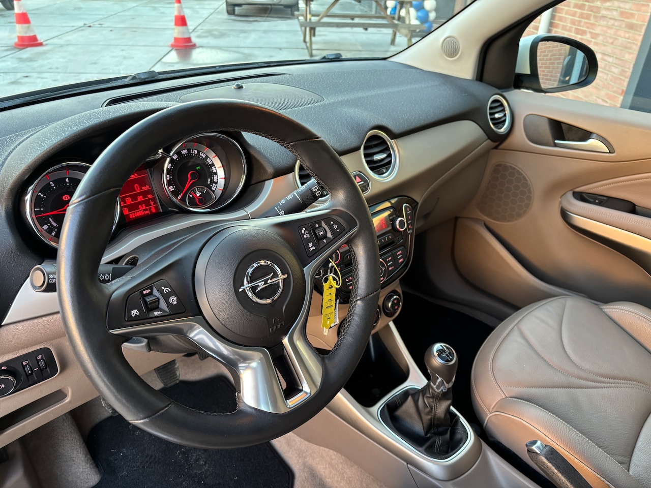 Opel ADAM - 1.2 Glam | Org-NL auto. 1e eig. Leder. Lage km! Pano.
