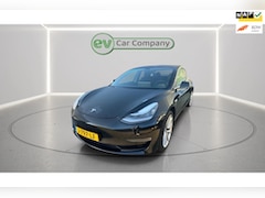 Tesla Model 3 - Long Range AWD 75 kWh | SOH ..% | Trekhaak | Autopilot | Dual Motor | 1e Eigenaar | Incl.